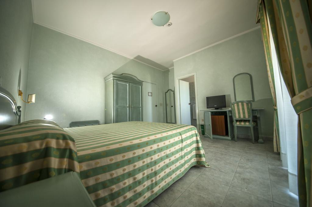 Hotel Murano รอสซาโน ห้อง รูปภาพ